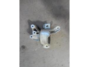 Used Engine mount Ford Ka II 1.2 Price on request offered by Autodemontage Joko B.V.