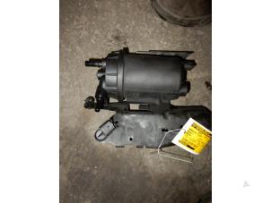 Used Fuel filter Renault Espace (JK) 2.2 dCi 16V Price on request offered by Autodemontage Joko B.V.