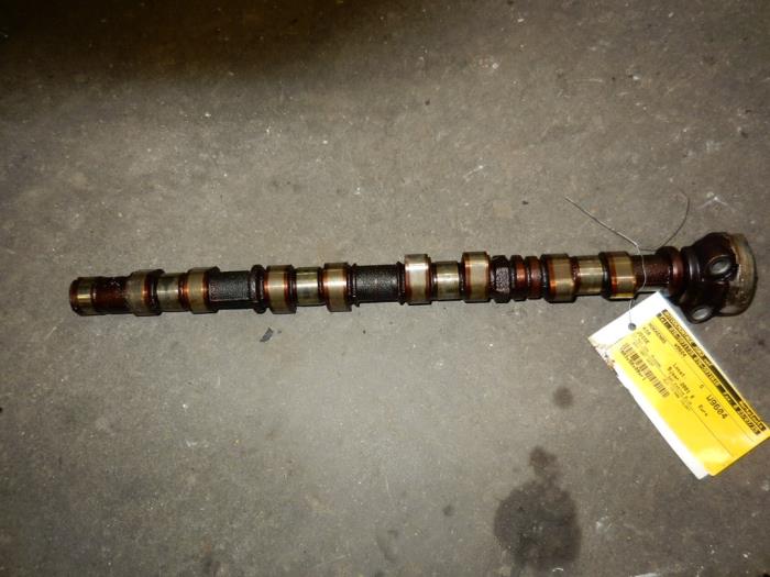 Usagé Arbre à cames Kia Joice 2.0 16V Prix sur demande proposé par Autodemontage Joko B.V.