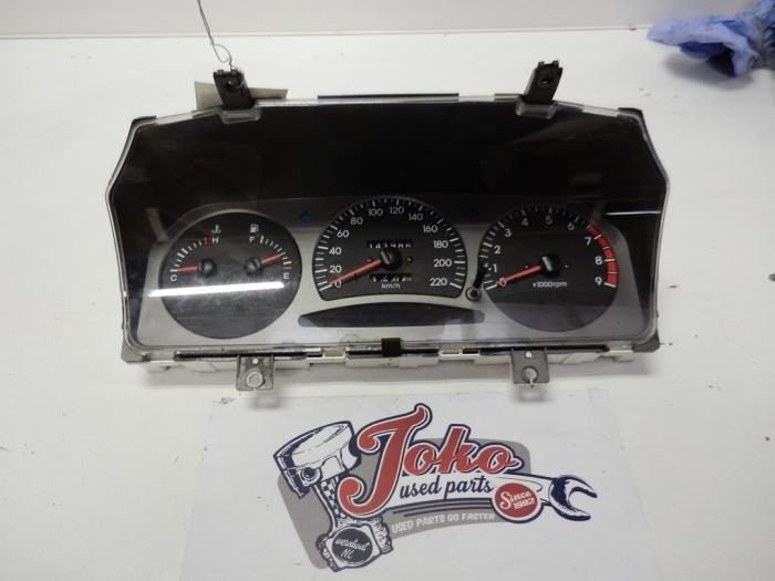 Begagnade Instrumentpanel Kia Joice 2.0 16V Pris på förfrågan erbjuds av Autodemontage Joko B.V.