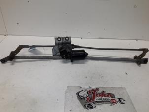 Used Wiper mechanism Dodge Ram 3500 (BR/BE) 5.2 1500 4x2 Kat. Price on request offered by Autodemontage Joko B.V.