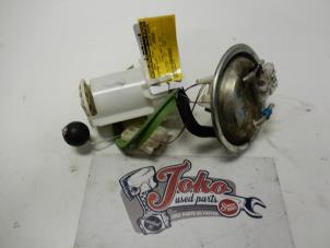 Usados Bomba eléctrica de combustible Opel Tigra Twin Top 1.4 16V Precio de solicitud ofrecido por Autodemontage Joko B.V.