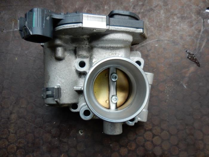 Gebrauchte Drosselklappengehäuse Opel Ampera 1.4 16V Preis auf Anfrage angeboten von Autodemontage Joko B.V.