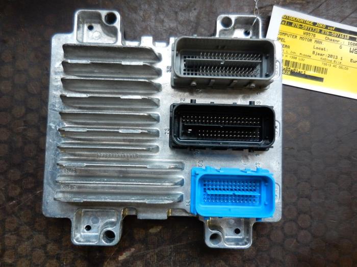 Used Engine management computer Opel Ampera 1.4 16V Price on request offered by Autodemontage Joko B.V.