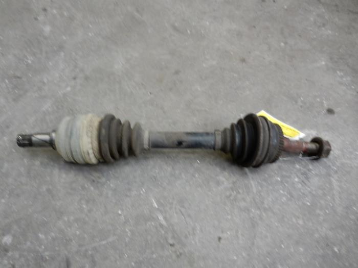 Used Front drive shaft, left Volvo S70 2.0 10V Price on request offered by Autodemontage Joko B.V.