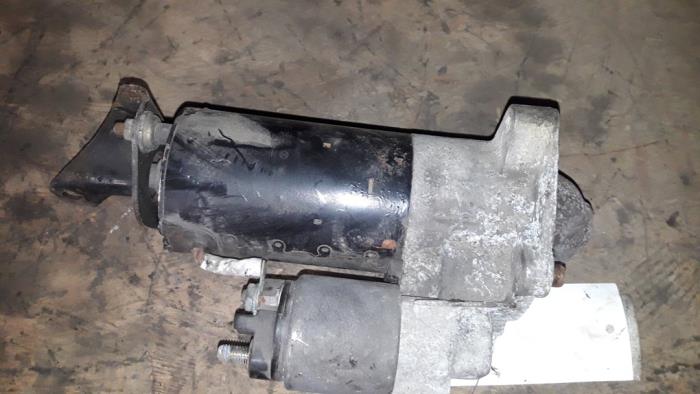 Gebrauchte Anlasser Renault Safrane II 2.5 20V RXE,RXT Preis auf Anfrage angeboten von Autodemontage Joko B.V.