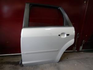 Usados Puerta de 4 puertas izquierda detrás Ford Focus 2 Wagon 1.6 TDCi 16V 110 Precio de solicitud ofrecido por Autodemontage Joko B.V.