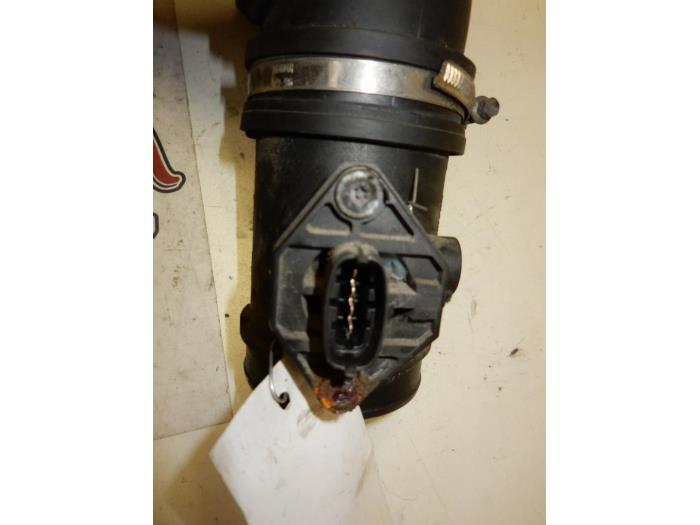 Gebrauchte Luftmassenmesser Opel Omega B Caravan (21/22/23) 2.5i V6 24V Preis auf Anfrage angeboten von Autodemontage Joko B.V.