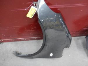 Used Front wing, left Mercedes A (W168) 1.7 A-170 CDI 16V Price on request offered by Autodemontage Joko B.V.