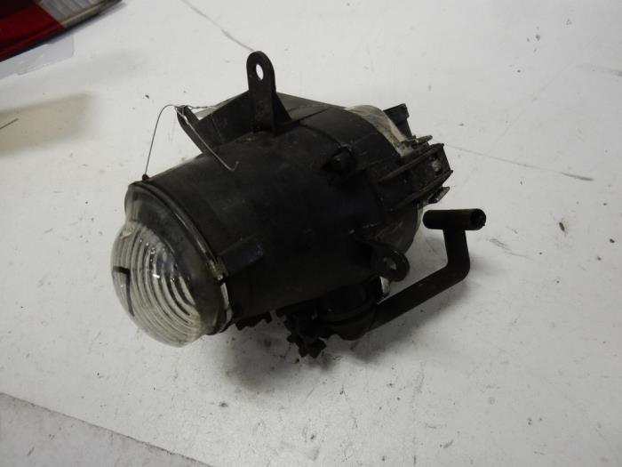 Używane Halogen lewy BMW 3 serie (E46/4) 320d 16V Cena na żądanie oferowane przez Autodemontage Joko B.V.