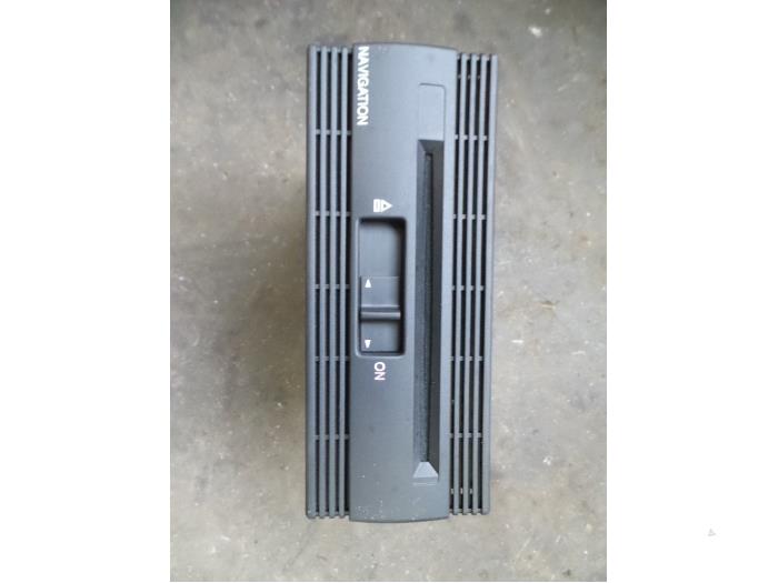 Gebrauchte Navigation Set Audi A3 (8L1) 1.8 20V Turbo Preis auf Anfrage angeboten von Autodemontage Joko B.V.
