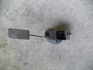 Used Accelerator pedal Jaguar S-type (X200) 3.0 V6 24V Price on request offered by Autodemontage Joko B.V.