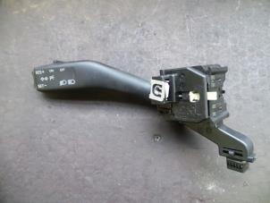 Used Indicator switch Volkswagen Touran (1T1/T2) 1.9 TDI 90 Price on request offered by Autodemontage Joko B.V.