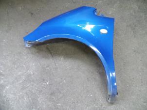 Used Front wing, left Mercedes A (W168) 1.6 A-160 Price on request offered by Autodemontage Joko B.V.