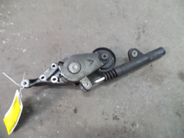 Usados Rodillo tensor correa múltiple Audi A3 (8L1) 1.9 TDI 110 Precio de solicitud ofrecido por Autodemontage Joko B.V.