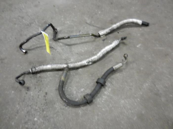 Mercedes E-Klasse Lenkkraftverstärker Leitungen Vorrat