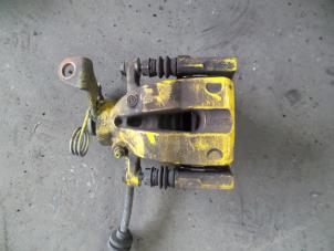 Used Rear brake calliper, right Alfa Romeo 147 (937) 1.9 JTD 115 Price on request offered by Autodemontage Joko B.V.