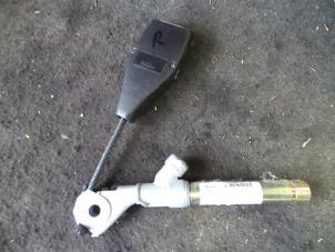 Used Seatbelt tensioner, right Renault Clio II Societe (SB) 1.5 dCi 68 Price on request offered by Autodemontage Joko B.V.