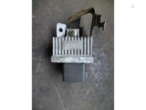Used Glow plug relay Renault Clio II Societe (SB) 1.5 dCi 68 Price on request offered by Autodemontage Joko B.V.