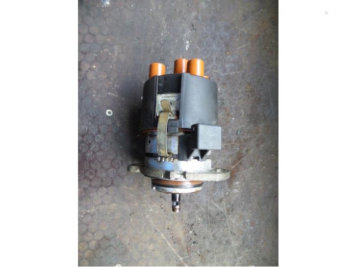 Used Ignition system (complete) Volkswagen Golf III (1H1) 1.6 i Price on request offered by Autodemontage Joko B.V.
