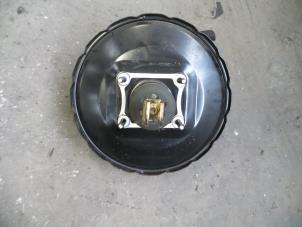 Assistant de freinage d'un Hyundai Getz 1.3i 12V 2005