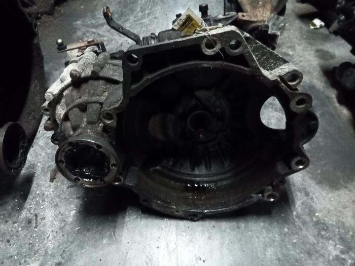Gebrauchte Getriebe Volkswagen Golf III (1H1) 1.4 Custom,CL Preis auf Anfrage angeboten von Autodemontage Joko B.V.
