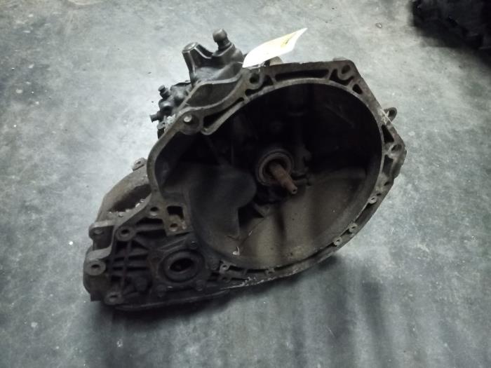 Gebrauchte Getriebe Opel Calibra 2.0i Preis auf Anfrage angeboten von Autodemontage Joko B.V.
