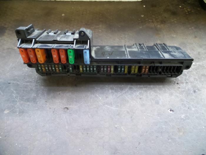 Fuse box BMW 5 serie Touring 530d 24V - 61146957330