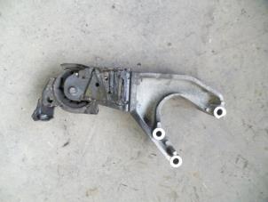 Used Gearbox mount Daihatsu Cuore (L251/271/276) 1.0 12V DVVT Price on request offered by Autodemontage Joko B.V.
