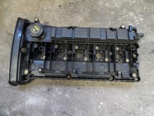 Used Rocker cover Fiat Stilo (192A/B) 2.4 20V Abarth 3-Drs. Price on request offered by Autodemontage Joko B.V.
