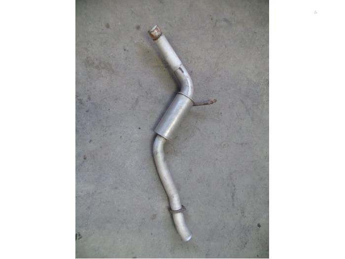 Gebrauchte Auspuff Mitteldämpfer Alfa Romeo GT (937) 2.0 JTS 16V Preis auf Anfrage angeboten von Autodemontage Joko B.V.