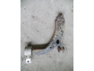Used Front lower wishbone, left Ford Fusion 1.6 16V Price on request offered by Autodemontage Joko B.V.