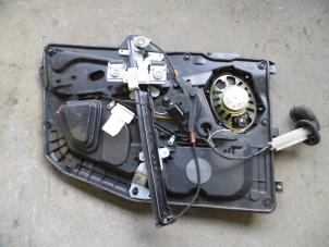 Used Window mechanism 4-door, front right Ford Fusion 1.6 16V Price on request offered by Autodemontage Joko B.V.