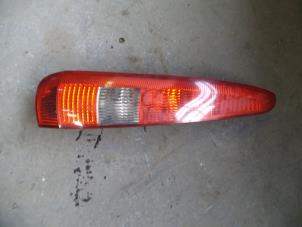 Used Taillight, left Ford Fusion 1.6 16V Price on request offered by Autodemontage Joko B.V.