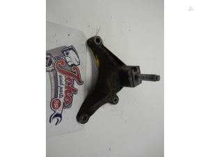 Used Engine mount Ford Focus 1 2.0 16V Price on request offered by Autodemontage Joko B.V.