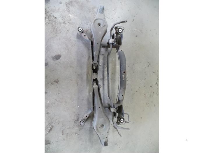 Used Subframe Volkswagen Passat Variant (3C5) 2.0 TDI 16V 135 Price on request offered by Autodemontage Joko B.V.