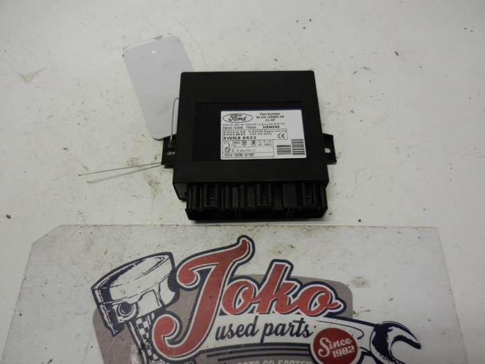 Comfort Module from a Ford Focus 1 2.0 16V 2001