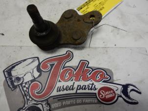 Used Steering knuckle ball joint Toyota Starlet (EP9) 1.3,XLi,GLi 16V Price on request offered by Autodemontage Joko B.V.