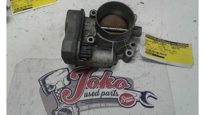 Throttle body from a Opel Vectra C GTS 2.2 16V 2002