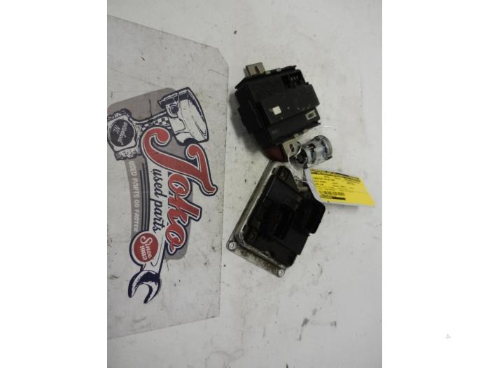 Used Engine management computer Alfa Romeo 146 (930B) 1.6 Twin Spark 16V Price on request offered by Autodemontage Joko B.V.