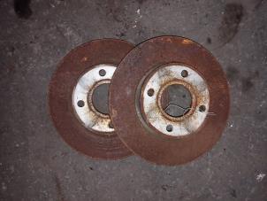Used Front brake disc Ford Fiesta 5 (JD/JH) 1.3 Price on request offered by Autodemontage Joko B.V.