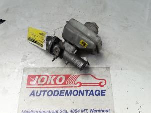 Used Master cylinder Opel Vectra B (36) 2.0 16V Ecotec Price on request offered by Autodemontage Joko B.V.