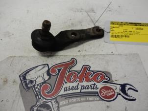 Used Steering knuckle ball joint Opel Corsa B (73/78/79) 1.2i 16V Price on request offered by Autodemontage Joko B.V.