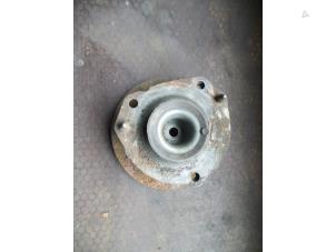 Used Front spring retainer, left Fiat Ducato (243/244/245) 2.0 JTD Price on request offered by Autodemontage Joko B.V.
