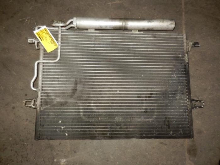 Gebrauchte Klima Kondensor Mercedes E (W211) 2.7 E-270 CDI 20V Preis auf Anfrage angeboten von Autodemontage Joko B.V.