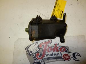 Used Power steering fluid reservoir Volkswagen Polo III (6N2) 1.4 16V 75 Price on request offered by Autodemontage Joko B.V.