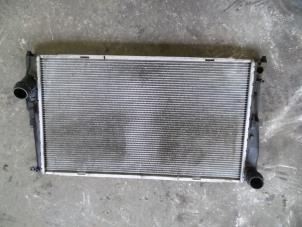 Used Radiator BMW 3 serie (E90) 330d 24V Price on request offered by Autodemontage Joko B.V.