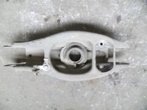 Used Rear lower wishbone, left BMW 3 serie (E90) 330d 24V Price on request offered by Autodemontage Joko B.V.