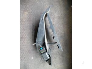 Used Accelerator pedal BMW 3 serie (E90) 330d 24V Price on request offered by Autodemontage Joko B.V.