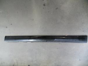 Used Side skirt, left BMW 3 serie (E90) 330d 24V Price on request offered by Autodemontage Joko B.V.